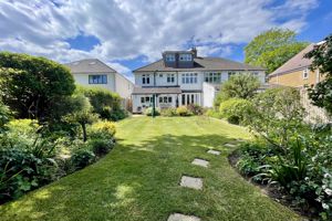 Photo 15- click for photo gallery